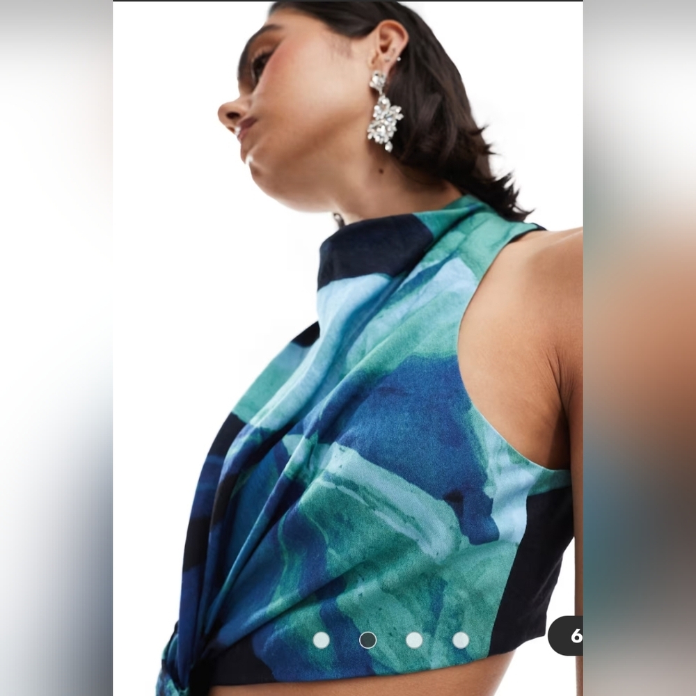 ASOS DESIGN racer neck maxi dress with twist waist detail in blue abstract print - Picture 4 of 10